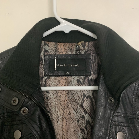 Black genuine leather jacket - Picture 6 of 6